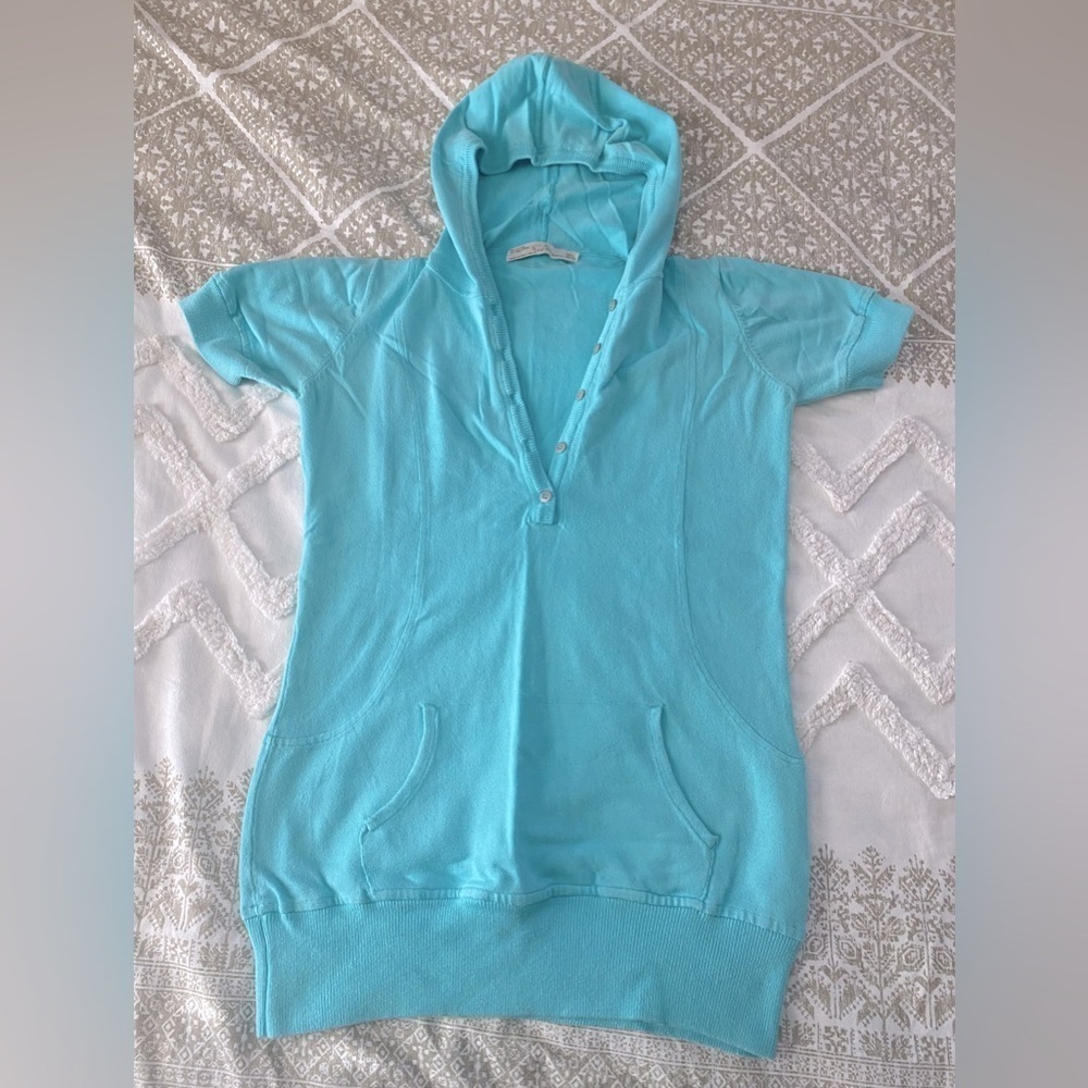 EUC Y2K v-neck short sleeve sweater size large